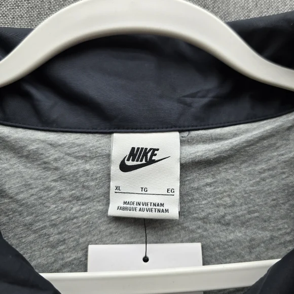 Nike Men's Black Fit Club Coaches Jacket Size XL - Picture 7 of 11